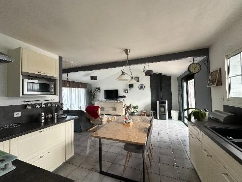 4 km du lac d'ARJUZANX, maison 3 chambres