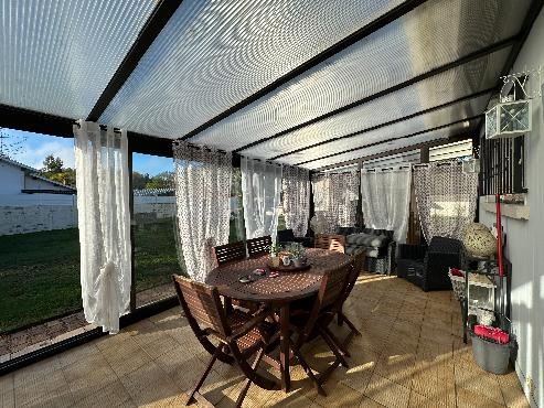 4 km du lac d'ARJUZANX, maison 3 chambres