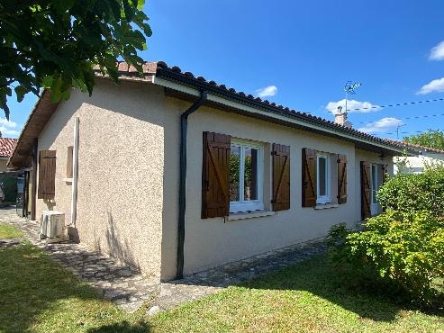 Charmante maison de plain-pied dont 3 chambres et un bureau