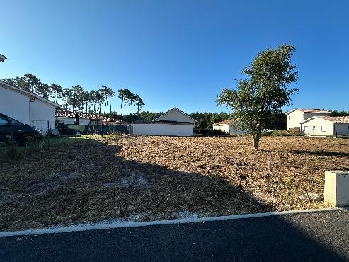 Entre plages et lac, 2 lots de terrains VIABILISES