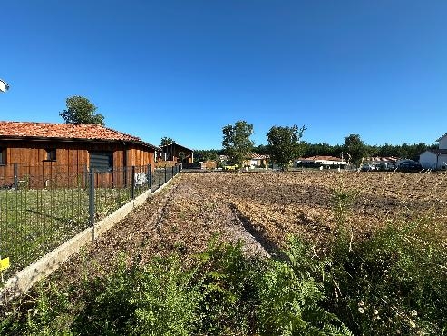 Entre plages et lac, 2 lots de terrains VIABILISES