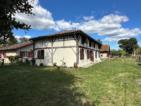 Maison landaise sur 2 300 m²