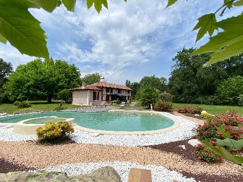 Propriété de caractère sur 5 hectares et près de 4 000 m²
